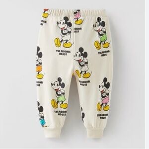 🫐3/$30 Zara Disney Cream and Mickey Mouse Baby Sweatpants size 9-12m